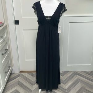 Oscar de la Renta Black Night gown